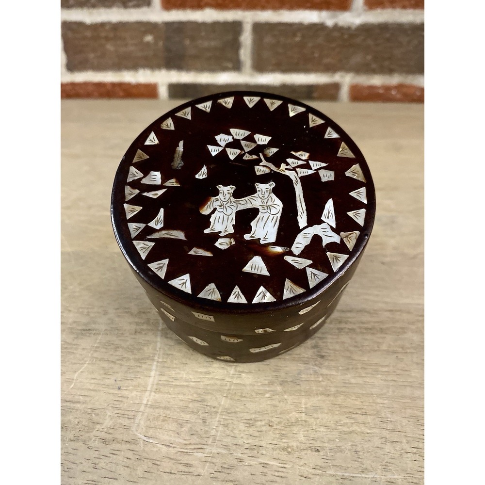 Vintage Mother Of Pearl Inlaid Box Black Lacquer Wood Or Paper Mache Asian Scene